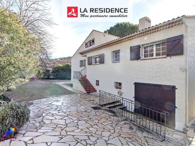 Maison 7 pièces 264 m²