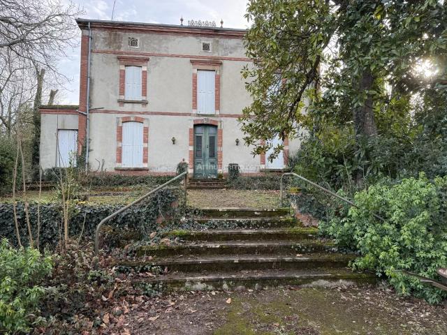 Maison 7 pièces 265 m²