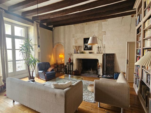 Maison 7 pièces 265 m²