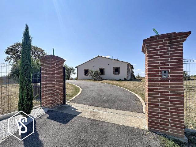 Maison 7 pièces 266 m²