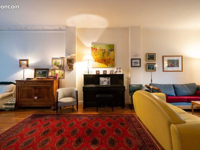 Maison 7 pièces 268 m²