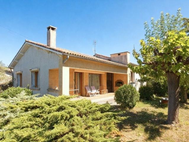 Maison 7 pièces 260 m²