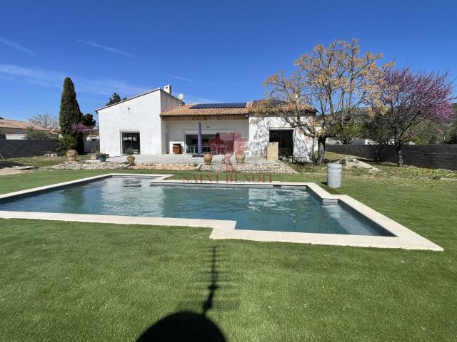 Maison 7 pièces 260 m²