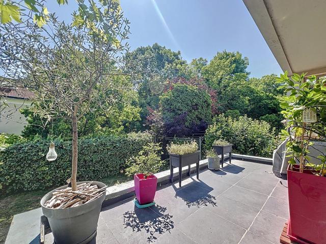 Maison 7 pièces 260 m²