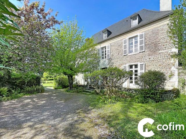 Maison 7 pièces 260 m²