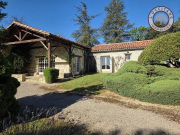 Maison 7 pièces 260 m²