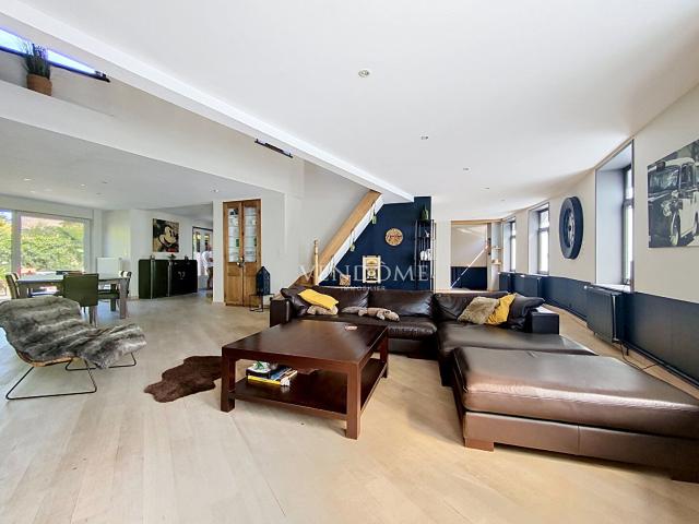 Maison 7 pièces 260 m²