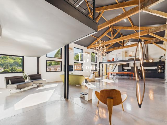 Maison 7 pièces 260 m²