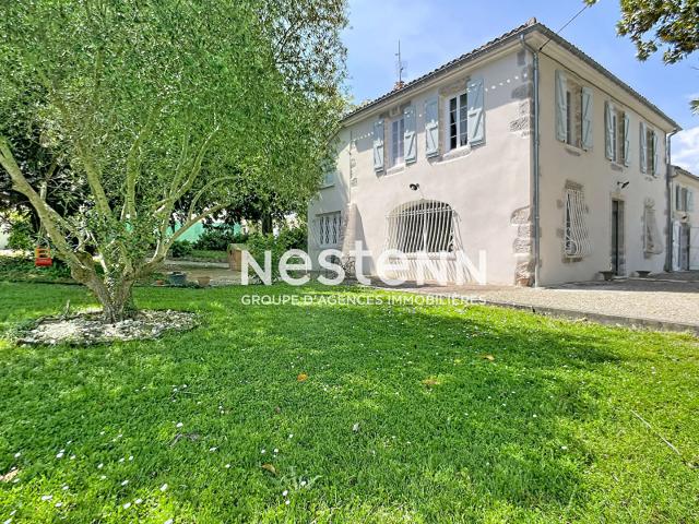 Maison 7 pièces 260 m²