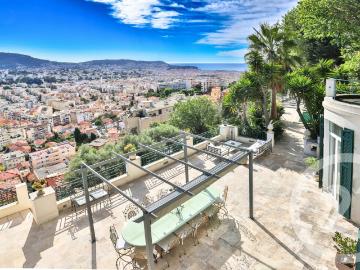 Maison 7 pièces 262 m²