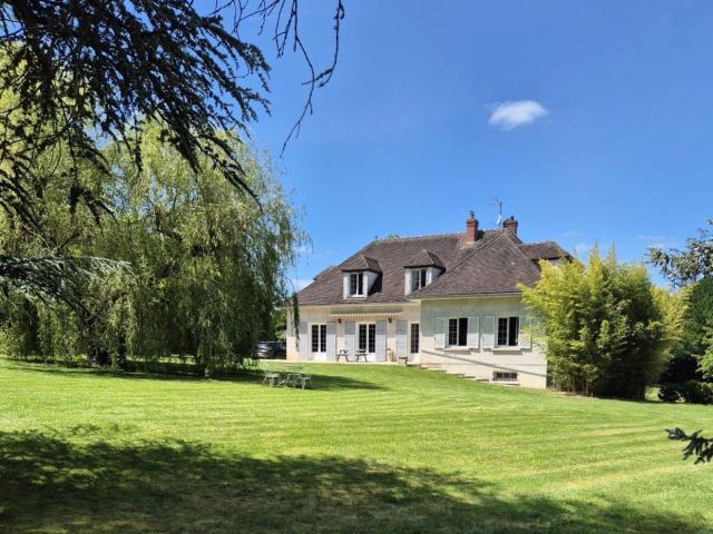 Maison 7 pièces 263 m²