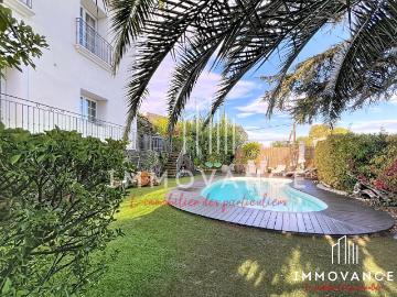 Maison 7 pièces 275 m²