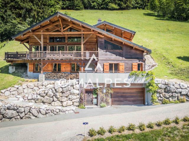 Maison 7 pièces 276 m²