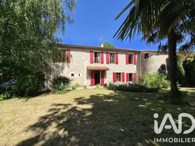 Maison 7 pièces 276 m²