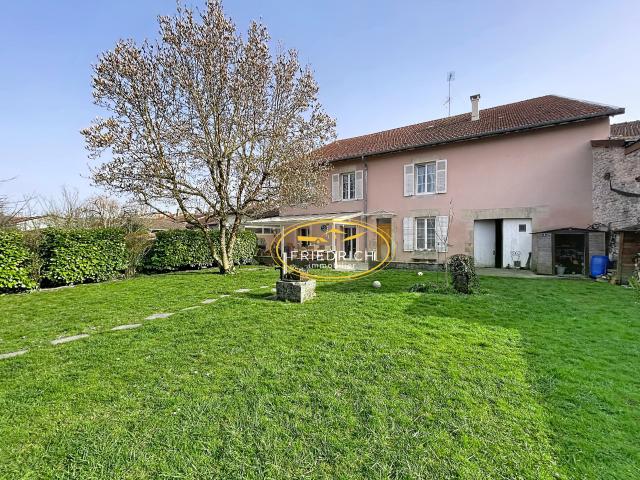 Maison 7 pièces 276 m²