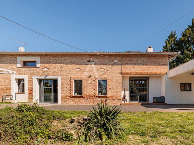 Maison 7 pièces 270 m²