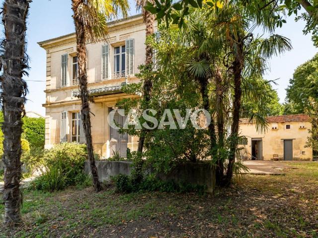 Maison 7 pièces 270 m²