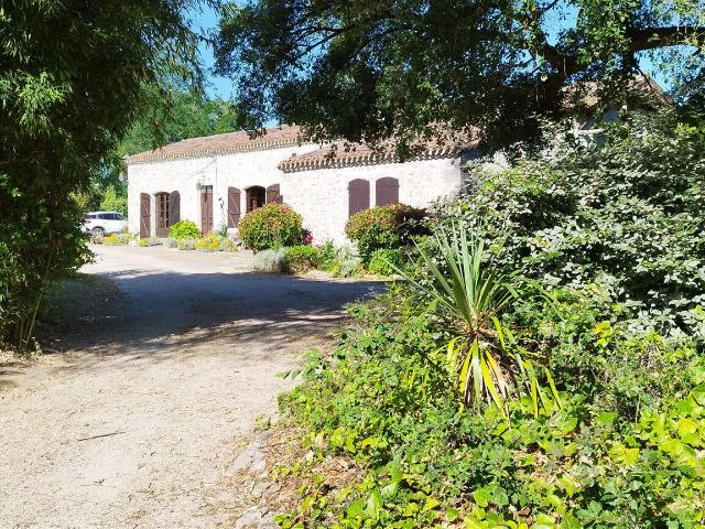 Maison 7 pièces 270 m²