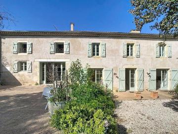 Maison 7 pièces 270 m²
