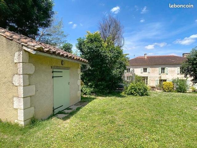 Maison 7 pièces 270 m²