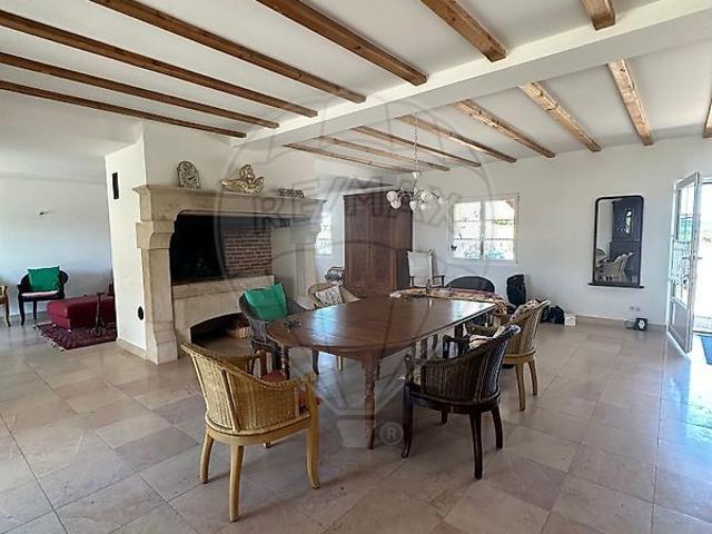 Maison 7 pièces 272 m²