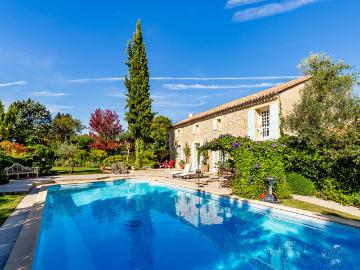 Maison 7 pièces 272 m²