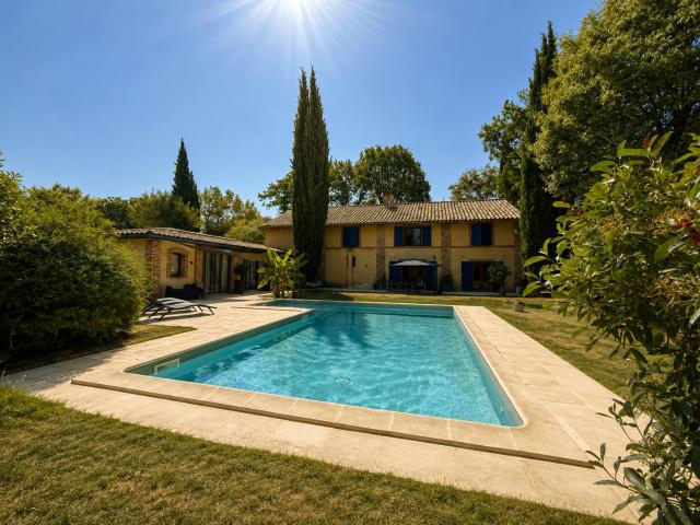 Maison 7 pièces 284 m²