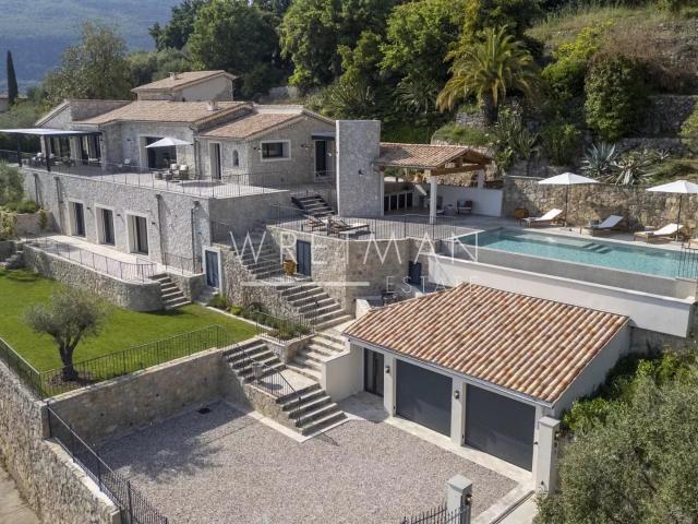 Maison 7 pièces 286 m²