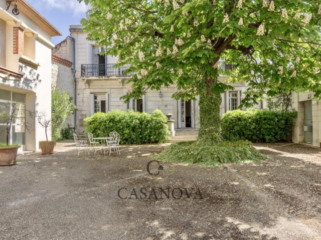 Maison 7 pièces 286 m²