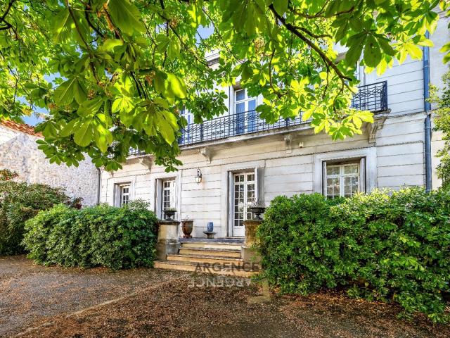 Maison 7 pièces 286 m²