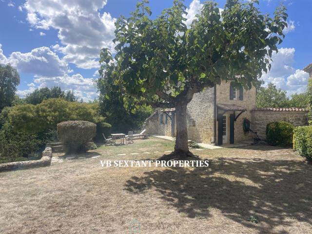 Maison 7 pièces 287 m²