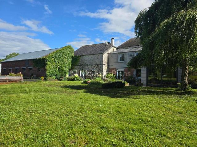 Maison 7 pièces 287 m²