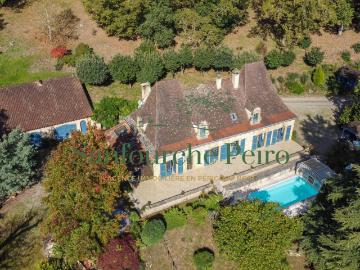 Maison 7 pièces 289 m²