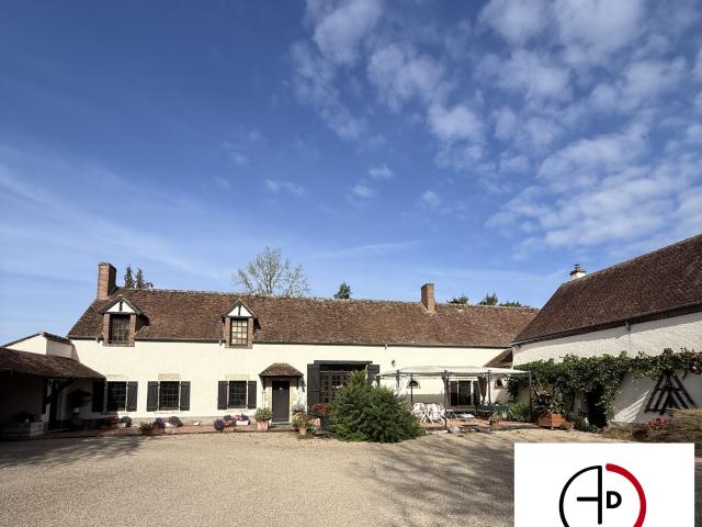 Maison 7 pièces 280 m²
