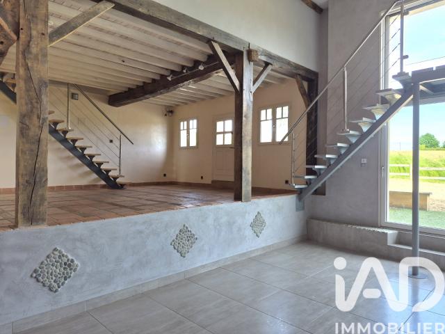 Maison 7 pièces 280 m²