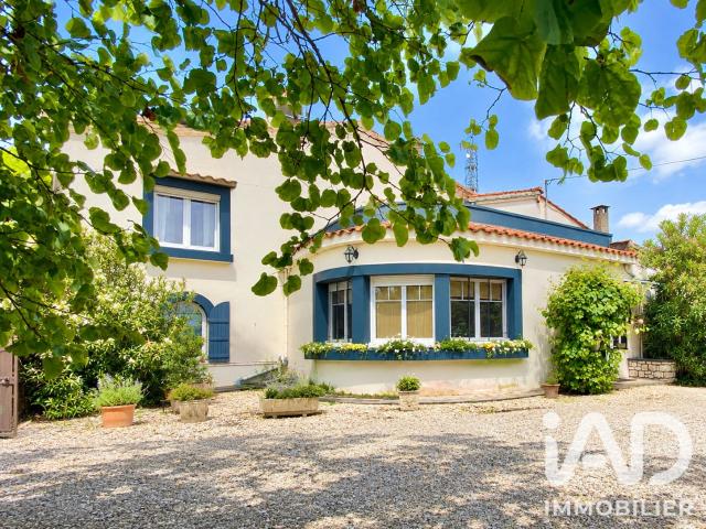 Maison 7 pièces 280 m²
