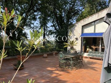 Maison 7 pièces 282 m²