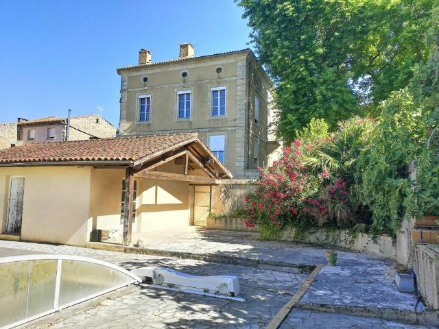 Maison 7 pièces 283 m²