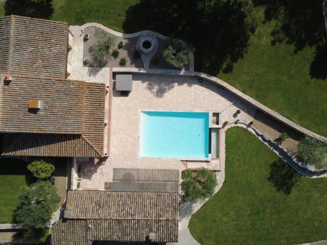 Maison 7 pièces 294 m²