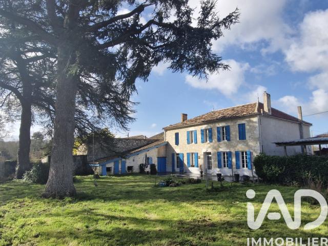 Maison 7 pièces 295 m²