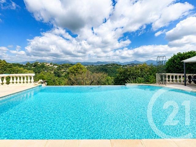 Maison 7 pièces 295 m²