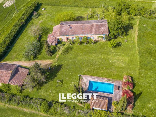 Maison 7 pièces 296 m²