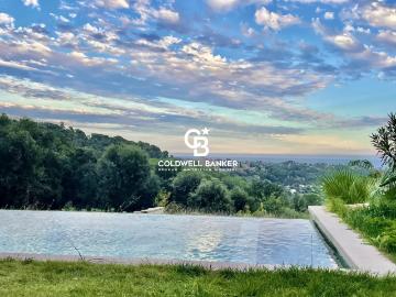 Maison 7 pièces 296 m²
