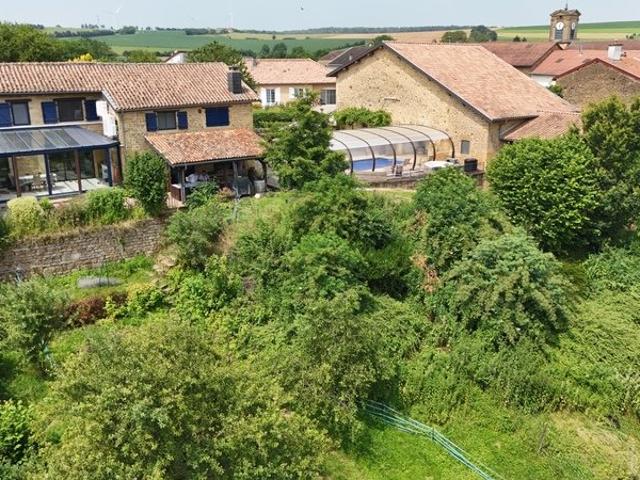 Maison 7 pièces 299 m²