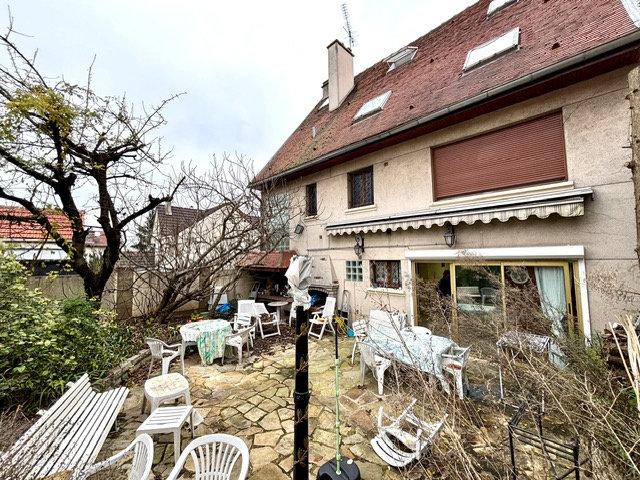 Maison 7 pièces 290 m²