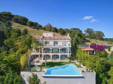 Maison 7 pièces 291 m²