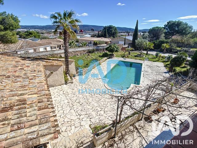 Maison 7 pièces 292 m²