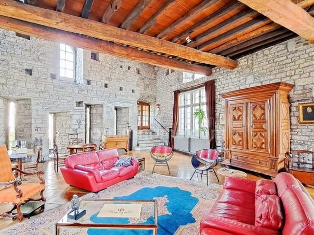 Maison 7 pièces 293 m²