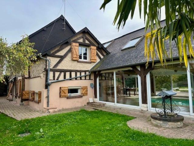 Maison 7 pièces 309 m²