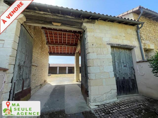 Maison 7 pièces 300 m²